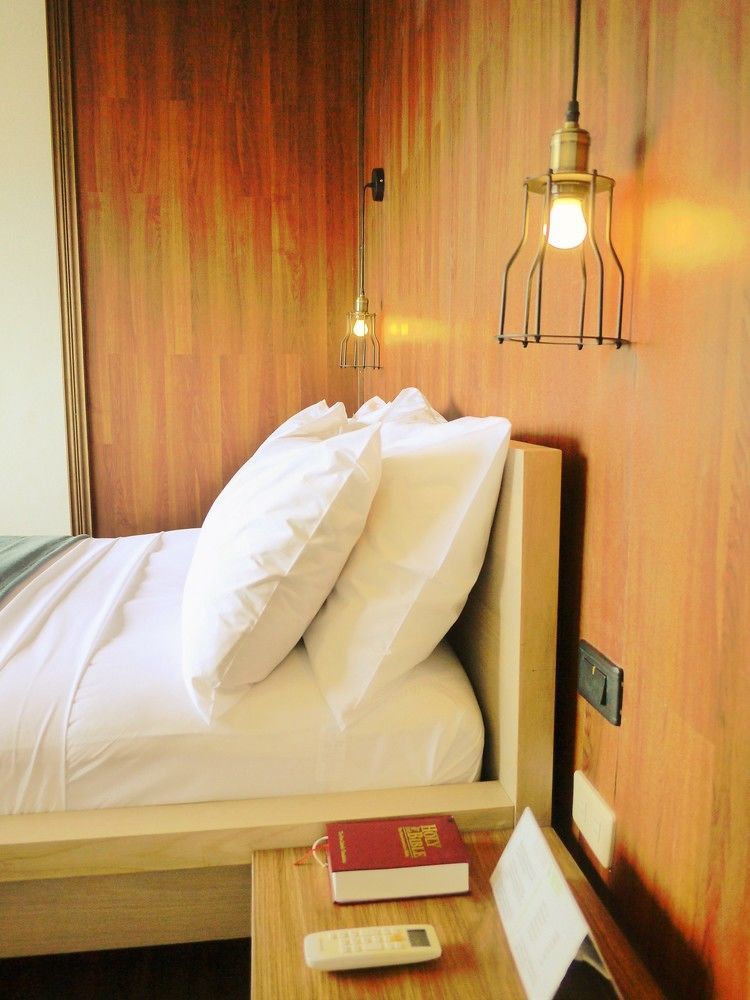 Luxeview Hotel Balabag  Zewnętrze zdjęcie