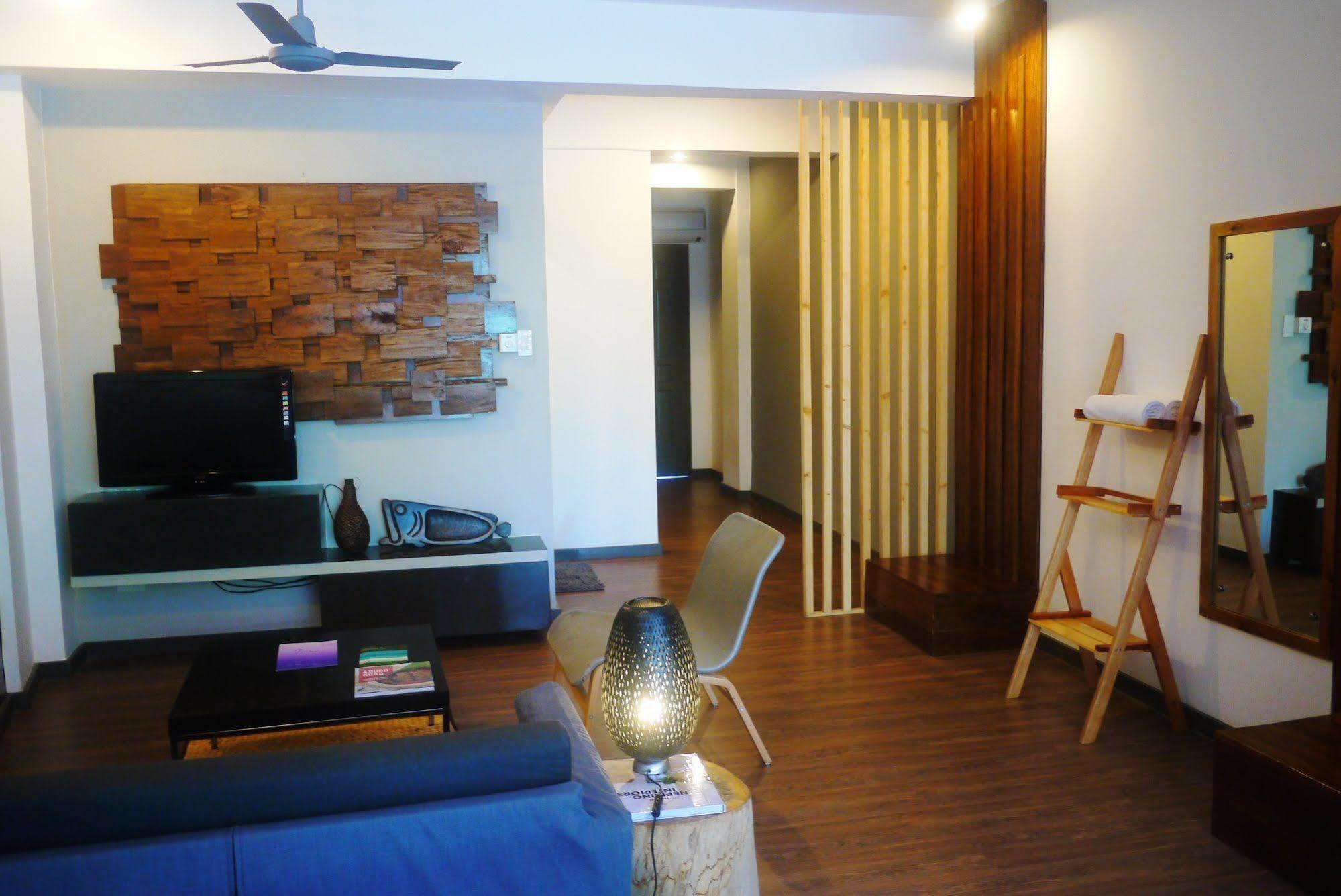 Luxeview Hotel Balabag  Zewnętrze zdjęcie